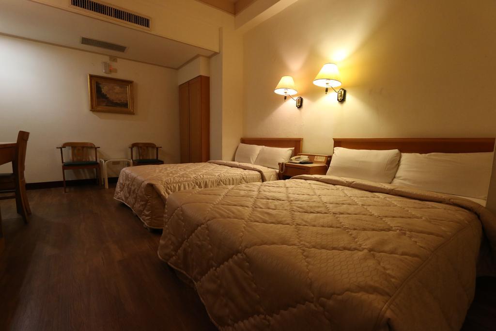 Riverside Hotel Гаосюн Екстер'єр фото